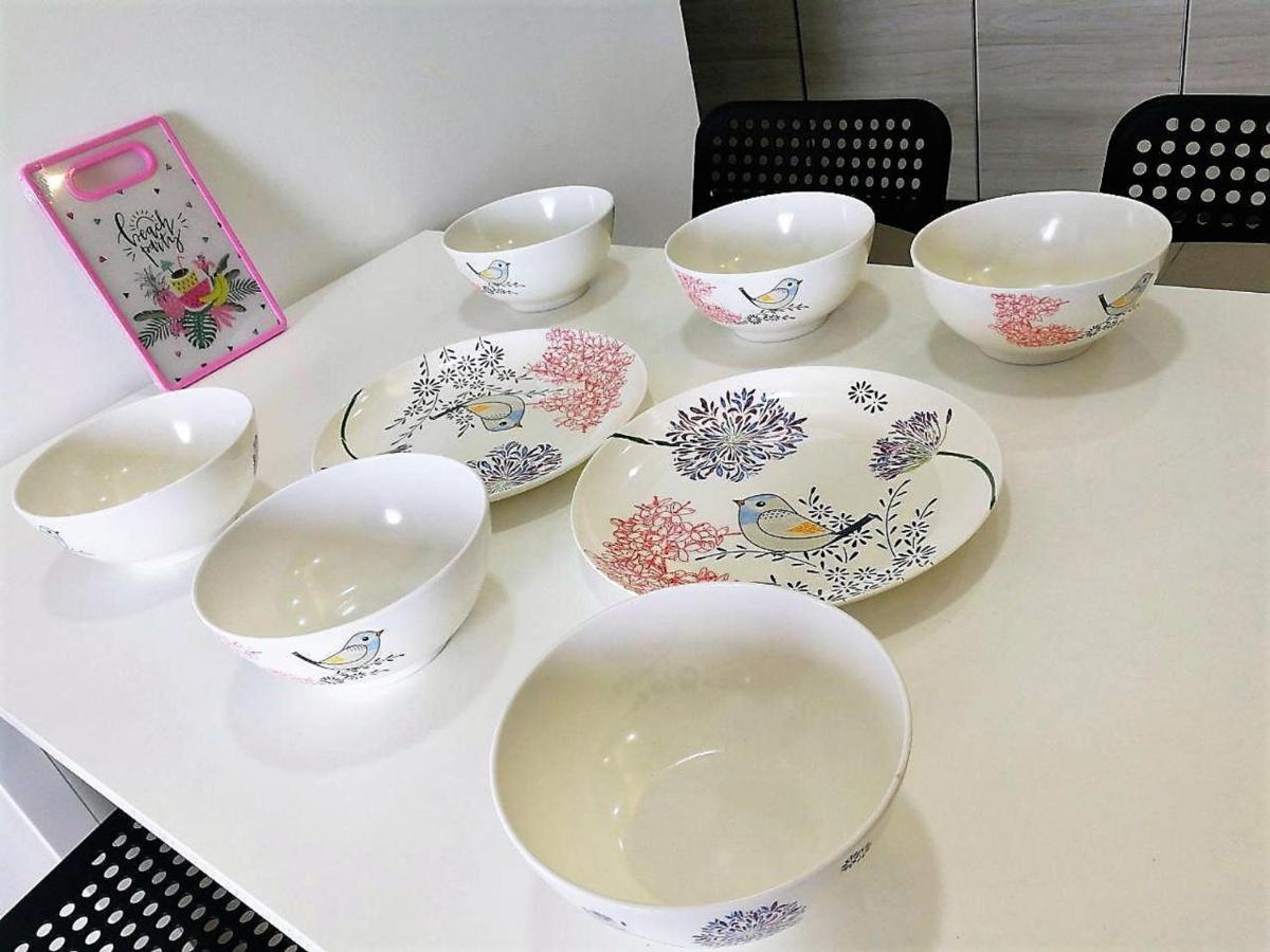Miracle Woodsbury Habour Place 버터워스 외부 사진