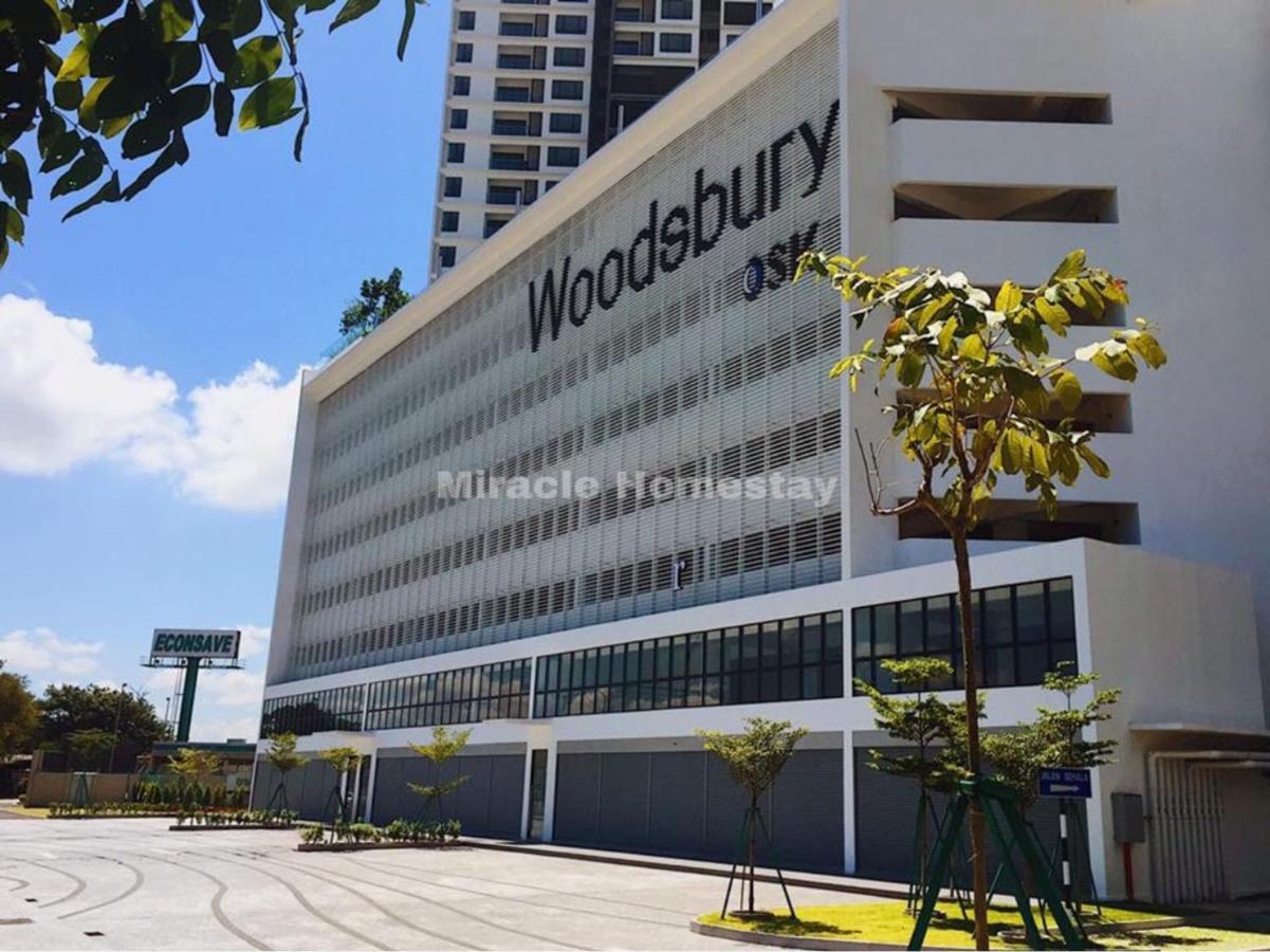 Miracle Woodsbury Habour Place 버터워스 외부 사진