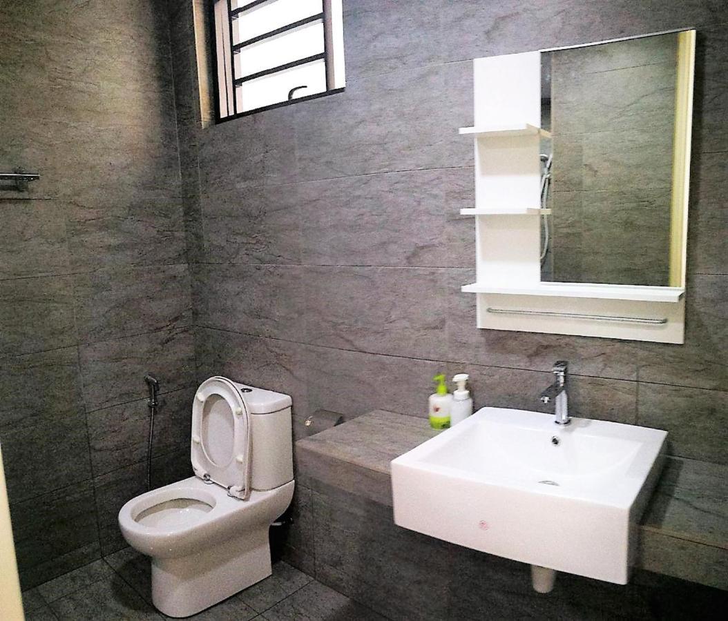 Miracle Woodsbury Habour Place 버터워스 외부 사진