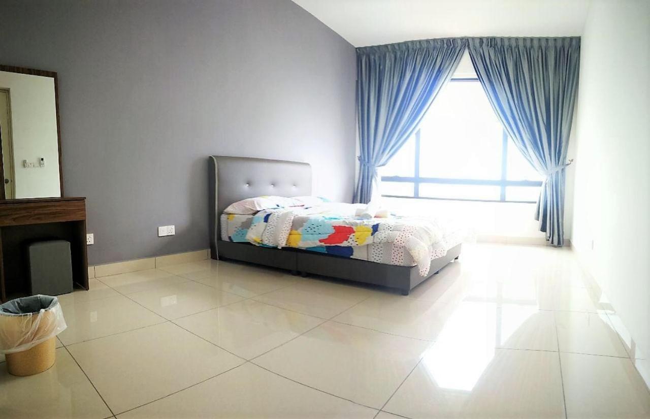 Miracle Woodsbury Habour Place 버터워스 외부 사진