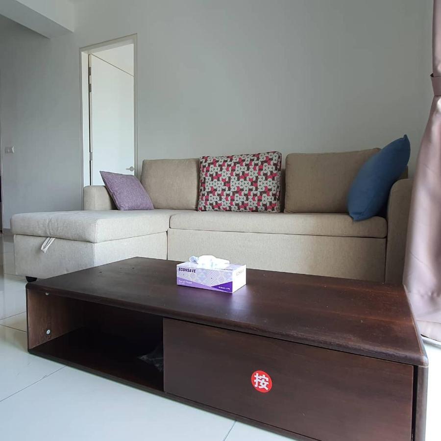 Miracle Woodsbury Habour Place 버터워스 외부 사진